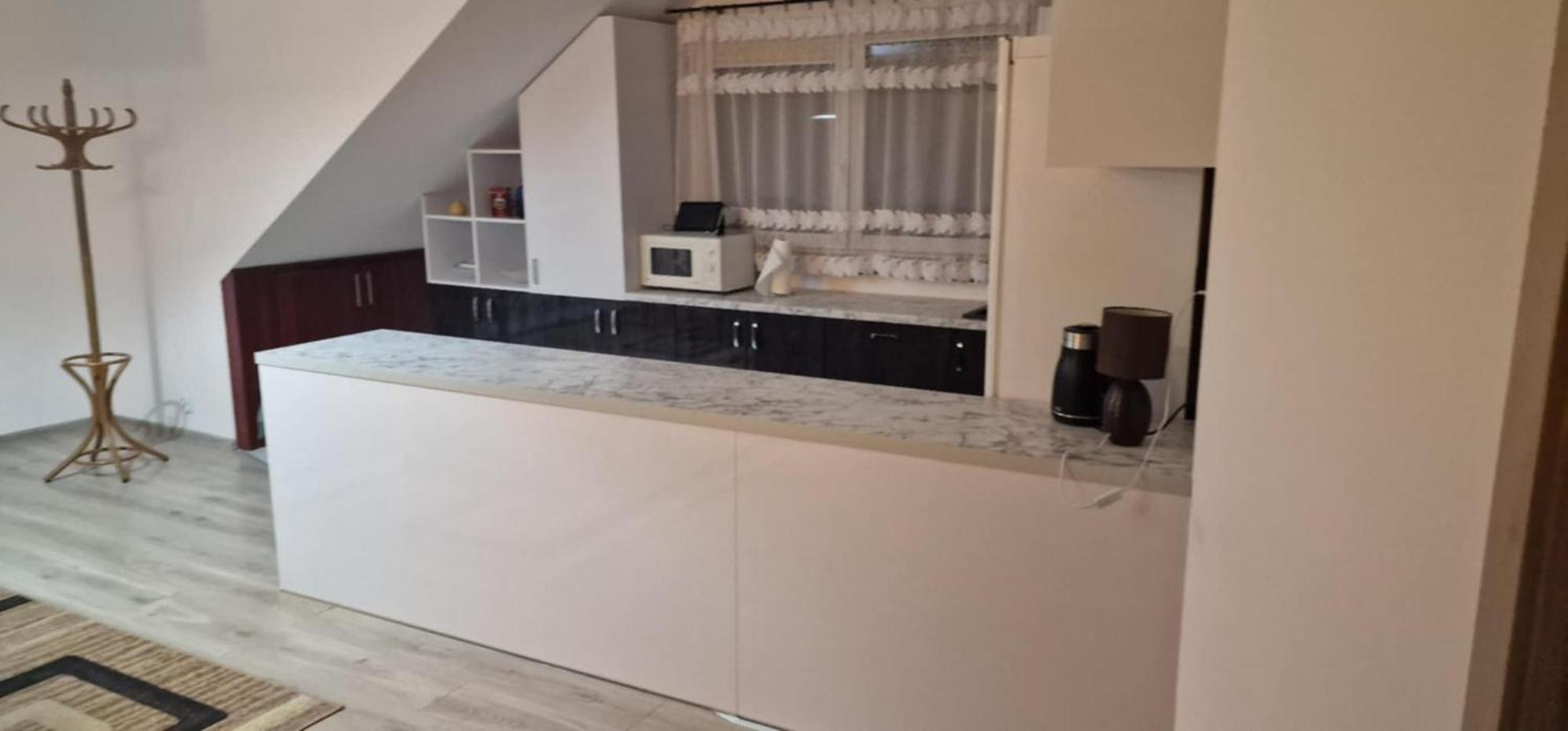 Cudowny Zakatek Z Ogrodem I Basenem Διαμέρισμα Bukwica  Εξωτερικό φωτογραφία