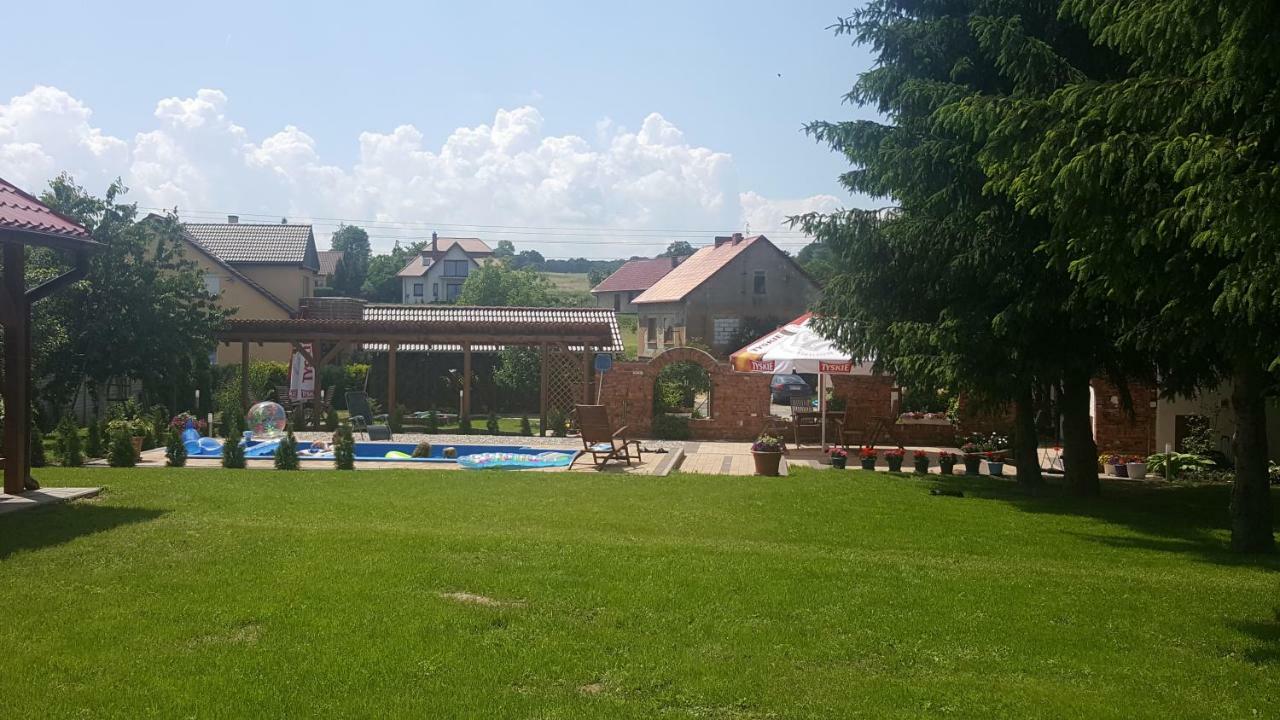 Cudowny Zakatek Z Ogrodem I Basenem Διαμέρισμα Bukwica  Εξωτερικό φωτογραφία